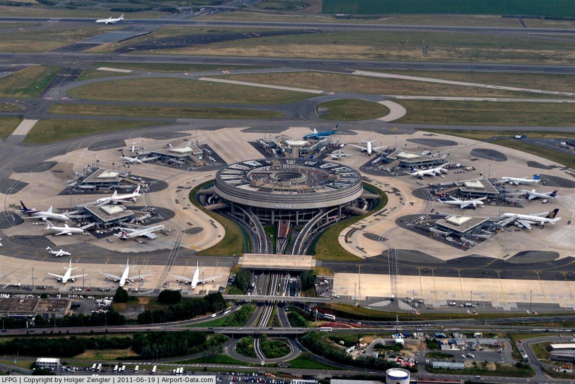 Paris CDG Airport Transfers | Cheap Taxis Shuttle Vip Minibus